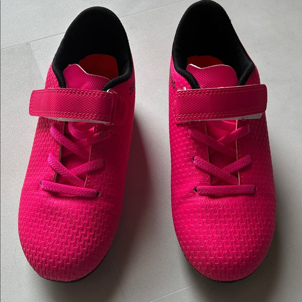 Kids Pink Sports Shoes